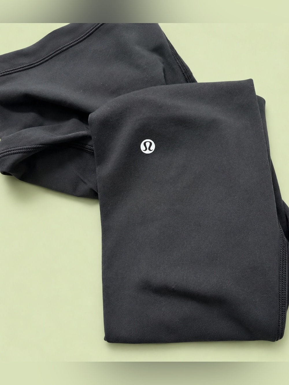 lululemon Black Leggings Wunder Train High Rise Tight 25” *Hem Slit - Picture 3 of 6